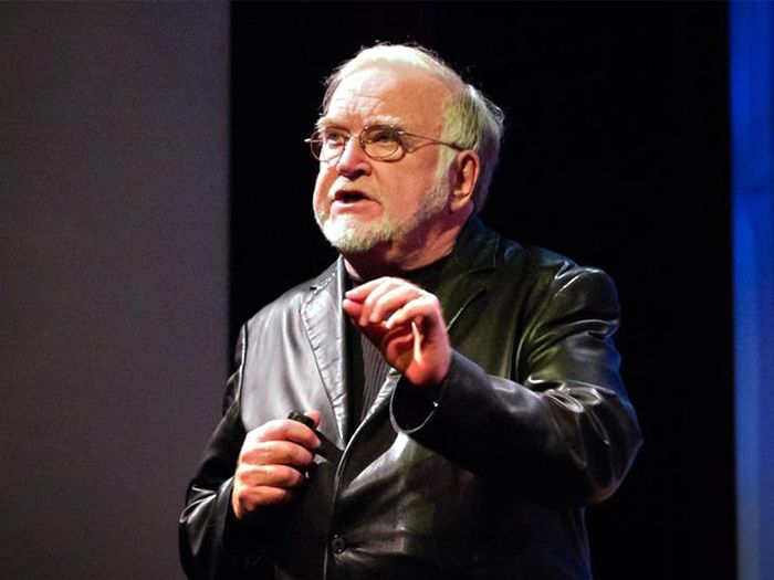  Tác giả Mihaly Csikszentmihalyi 