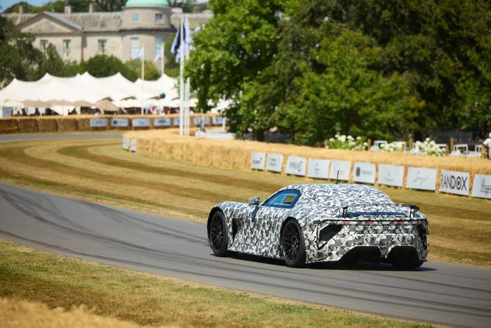 Lexus LFA EV có thiết kế khá tương đồng mẫu xe LFA V10 huyền thoại. Ảnh: Lexus.