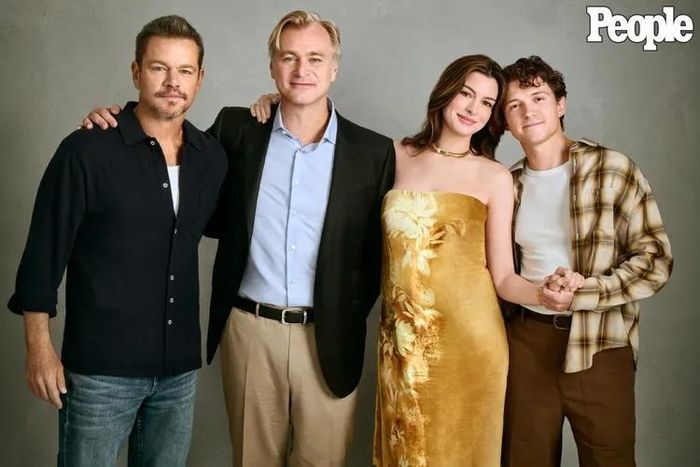 Christopher Nolan và dàn diễn viên của The Odyssey. Ảnh: People.