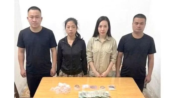 Các đối tượng bị bắt giữ và tang vật liên quan. (Ảnh: Công an Hải Phòng)