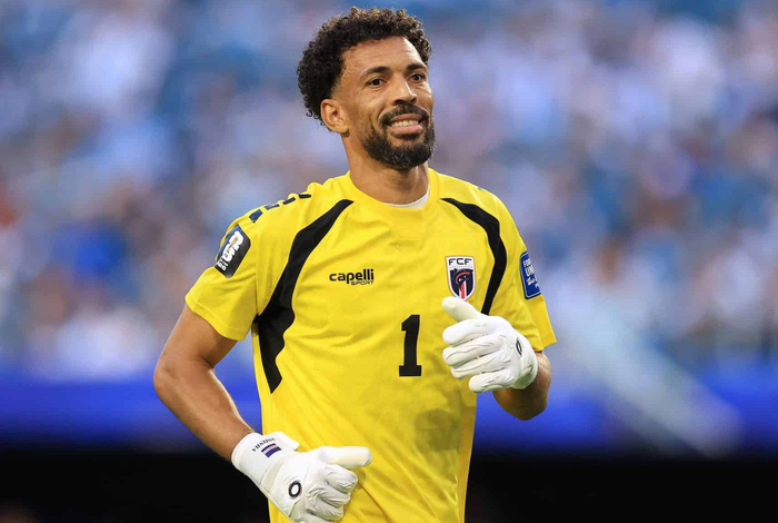 Thủ môn Vozinha của Cape Verde vẫn muốn được thi đấu đỉnh cao. Ảnh: 365scores