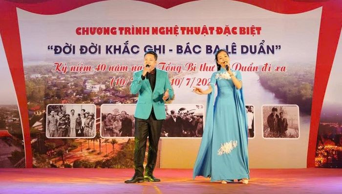 Một tiết mục trong chương trình nghệ thuật đặc biệt Đời đời khắc ghi - Bác Ba Lê Duẩn nhân kỷ niệm 40 năm Ngày mất Tổng Bí thư Lê Duẩn (10-7-1986 - 10-7-2026) tại Khu lưu niệm Tổng Bí thư Lê Duẩn (xã Triệu Phong, tỉnh Quảng Trị). Ảnh: VĂN THẮNG