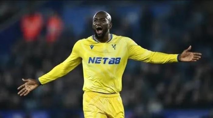Ở hàng công, Jean-Philippe Mateta cũng lọt vào tầm ngắm của Man United.