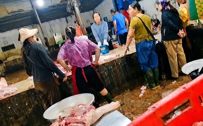 Lò mổ Phan Bá Tứ vào tối 18/9.