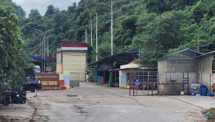 Ngành chức năng đang làm rõ nguyên nhân vụ việc.