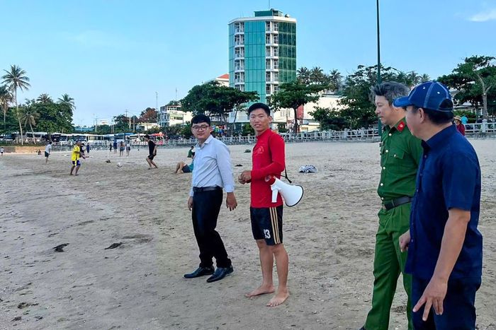 Khu vực bãi biển Hòn Chồng ở phường Bắc Nha Trang. Ảnh: Ngọc Vân