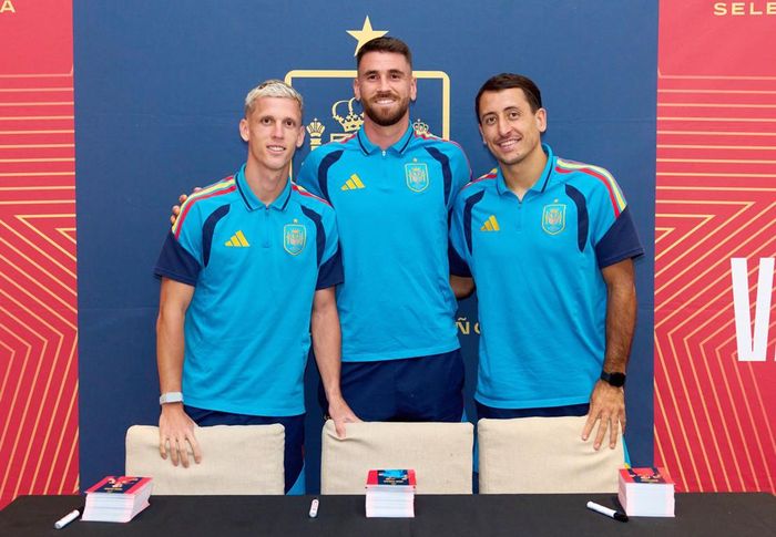 Các cầu thủ Tây Ban Nha sẵn sàng cho trận chung kết - Ảnh: Seleccíon Espanõla Masculina de Fútbol