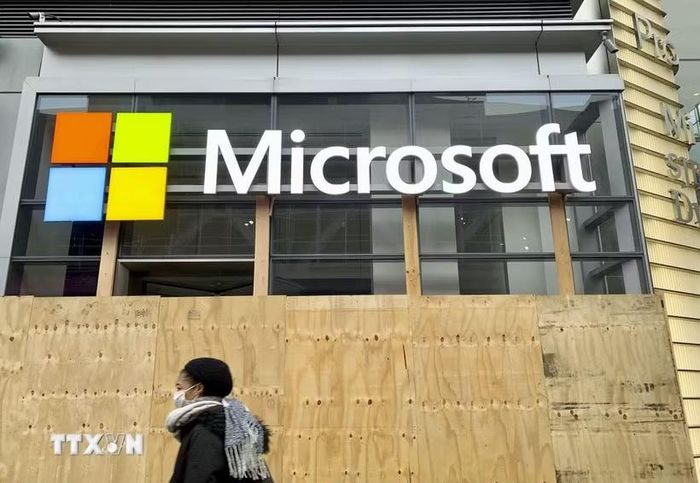 Biểu tượng tập đoàn Microsoft tại New York, Mỹ. (Ảnh: Kyodo/TTXVN)