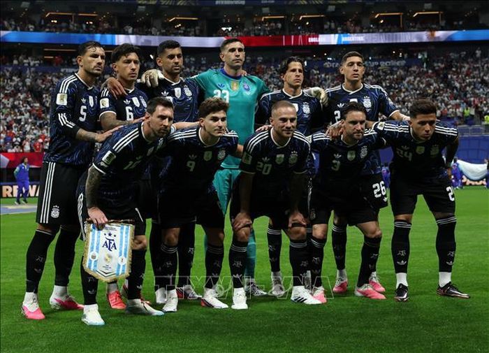 Đội hình xuất phát của Argentina đối đầu tuyển Anh trong cuộc chiến giành vé vào chung kết. Ảnh: THX/TTXVN