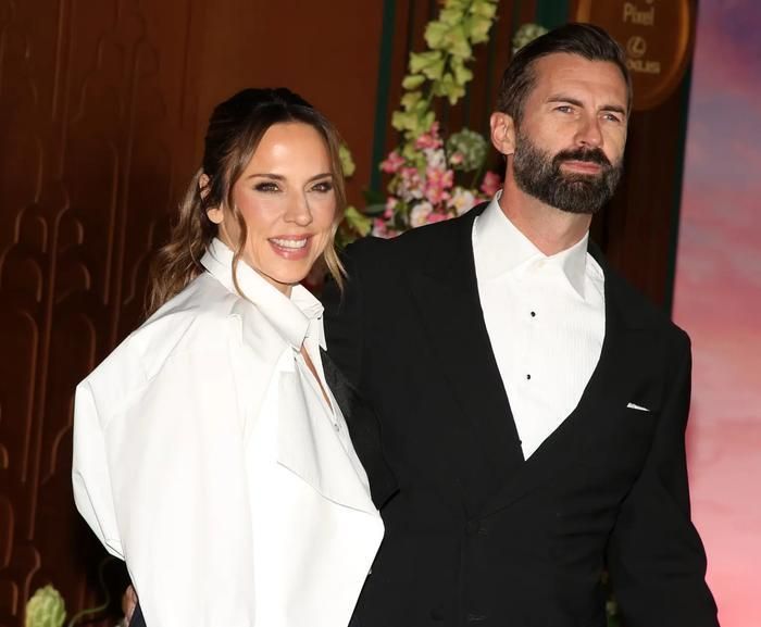 Nữ ca sĩ Mel C bí mật kết hôn với bạn trai người mẫu Chris Dingwall.