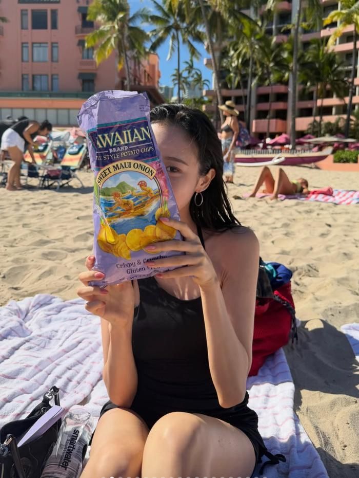 Giselle chia sẻ khoảnh khắc du lịch tại Hawaii.
