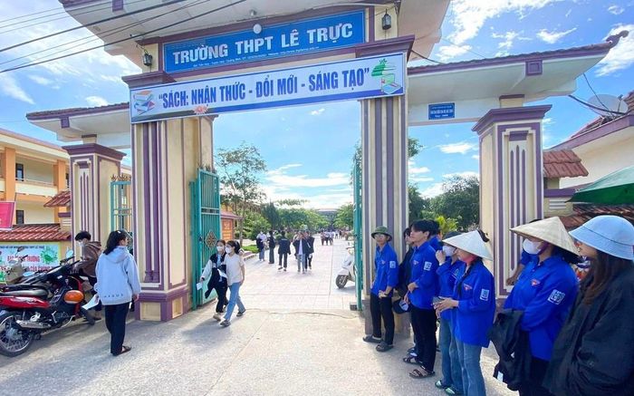Trường THPT Lê Trực, Quảng Trị