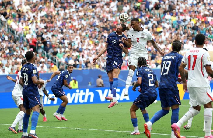 Hai đội đã có màn rượt đuổi 10 bàn thắng vô cùng ngoạn mục. Ảnh: Eddie Keogh/The FA/Getty Images
