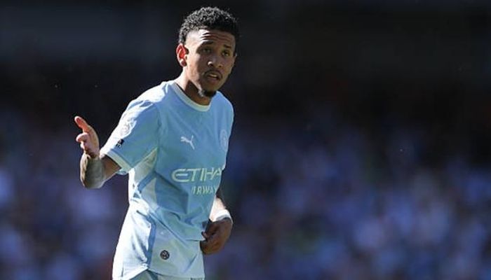 Tottenham đang thể hiện quyết tâm lớn trong việc chiêu mộ tài năng trẻ Savinho từ Manchester City.