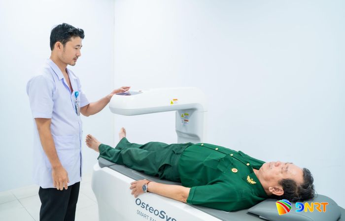 Hệ thống thiết bị khám chữa bệnh hiện đại.