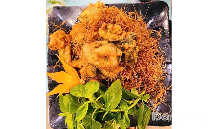 Món ếch đồng chiên sả.