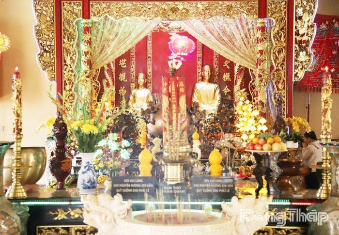 Ông, bà Đỗ Công Tường có công khai khẩn đất hoang, lập chợ và hết lòng vì cuộc sống của người dân.