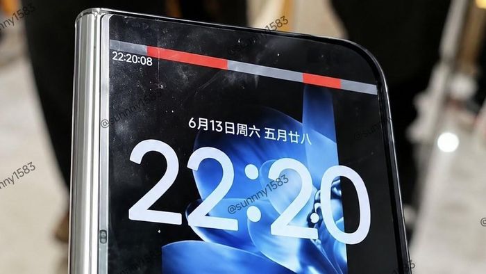 Xiaomi Mix Fold 5 xuất hiện trong hình ảnh thực tế đầu tiên chạy HyperOS 4 với thiết kế rộng và nhỏ gọn hơn.
