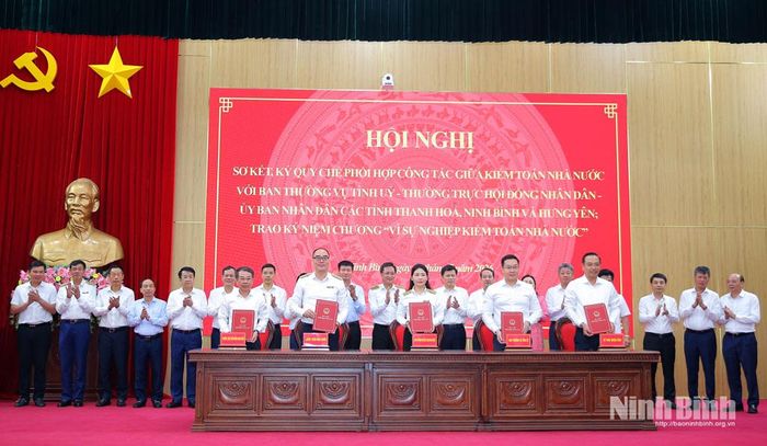 Ký kết Quy chế phối hợp giữa Kiểm toán Nhà nước và tỉnh Ninh Bình.