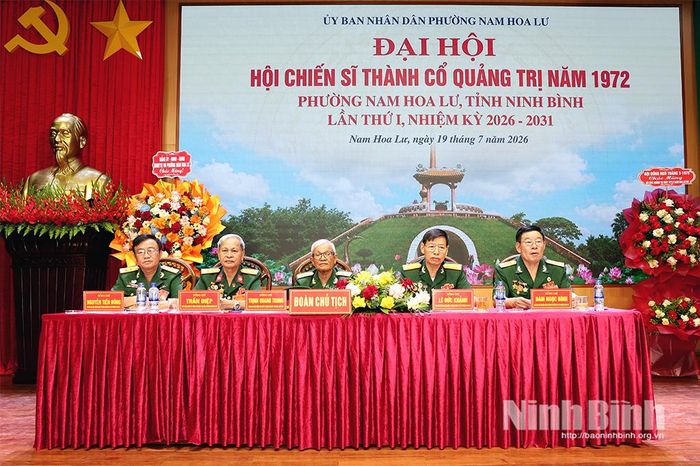Đoàn Chủ tịch điều hành Đại hội.