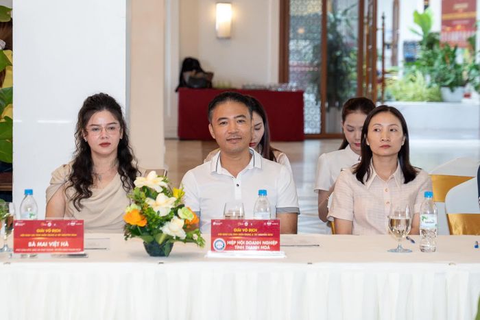 Các đại biểu tham dự lễ công bố - Ảnh: P.V