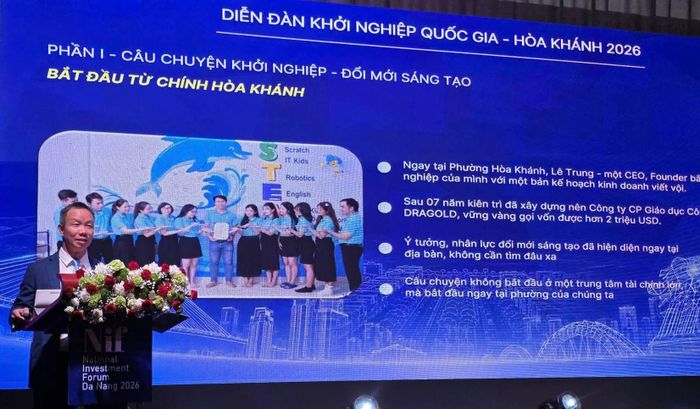 Chủ tịch UBND phường Hòa Khánh Huỳnh Anh Vũ phát biểu tại diễn đàn.