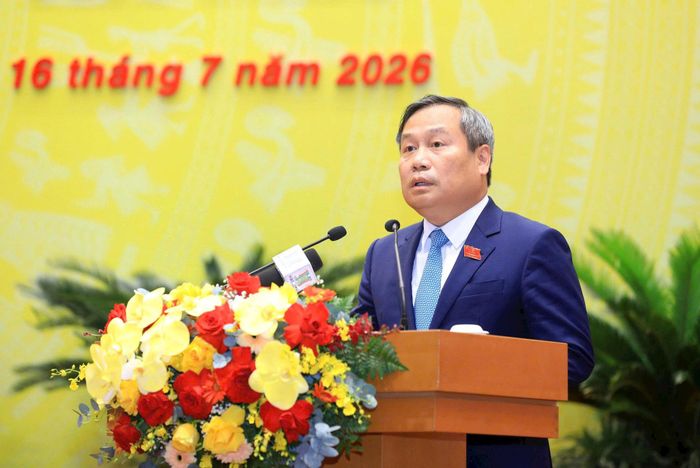 Chủ tịch UBND thành phố Hà Nội Vũ Đại Thắng khẳng định, UBND thành phố sẽ triển khai công tác điều hành theo hướng chủ động, sát thực tiễn, kiên định mục tiêu tăng trưởng 2 con số. Ảnh: Thành Thái