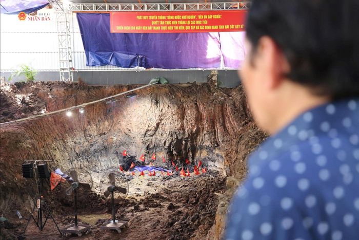 Ông Lê Chí Công vẫn ngày ngày mong ngóng sớm tìm được hài cốt của mẹ