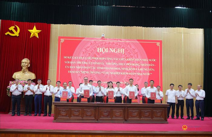 KTNN ký quy chế phối hợp công tác với tỉnh Thanh Hóa