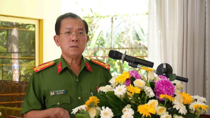 Đại tá Trần Văn Tròn, Phó Giám đốc Công an tỉnh Đồng Tháp.