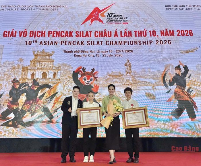 Huấn luyện viên Bùi Thị Hưng, vận động viên Lục Thị Như, Trung tâm Đào tạo, Thi đấu Thể thao và Nghệ thuật tỉnh được tặng thưởng Huân chương Lao động hạng Nhì.