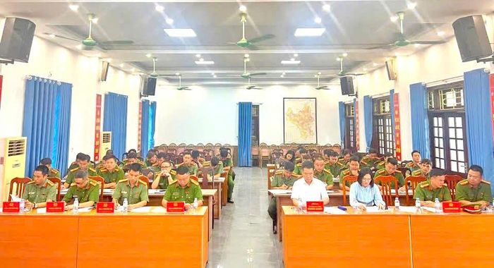 Quang cảnh hội nghị