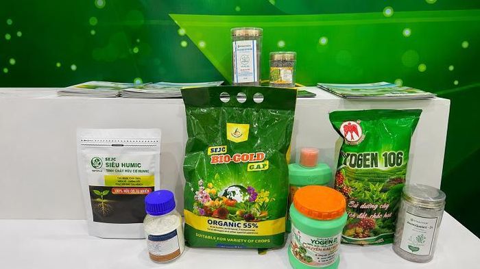 Các sản phẩm chất lượng của Phân bón Miền Nam tại Hội chợ.