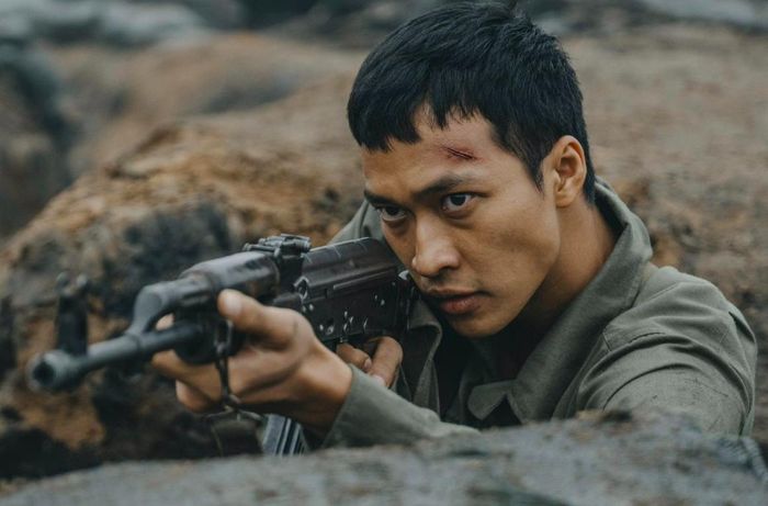Tên tuổi của Lâm Thanh Nhã được biết đến sau bộ phim “Mưa đỏ‘’.
