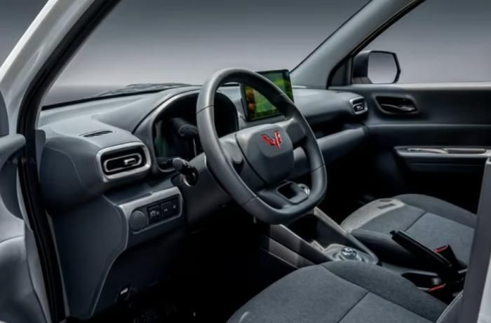 Mẫu MPV của Wuling sử dụng mô-tơ điện có công suất tối đa 75 kW