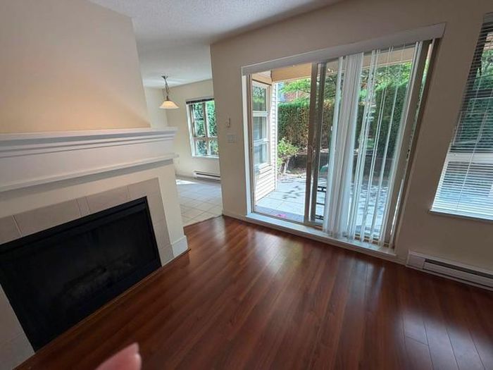 Nhà Diễm Hương mới thuê ở Vancouver.
