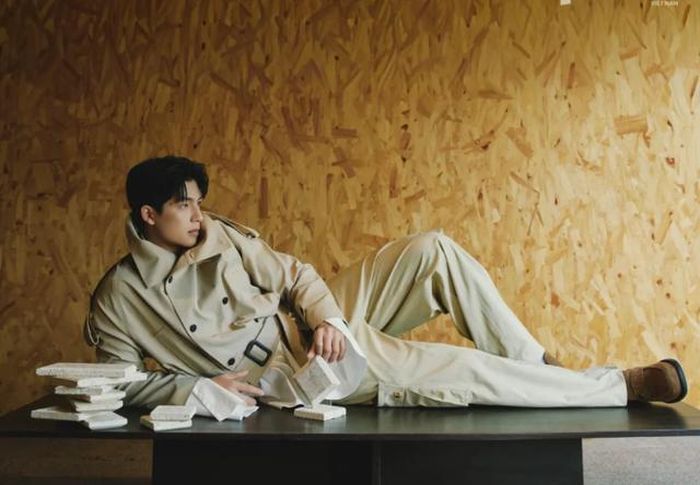 Quốc Anh bắt đầu sự nghiệp với vai trò người mẫu. Ảnh: Esquire