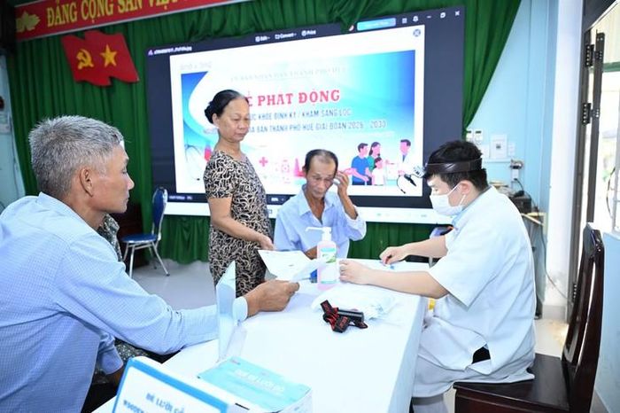 Chương trình khám sức khỏe định kỳ được triển khai tại tất cả xã, phường của TP Huế.