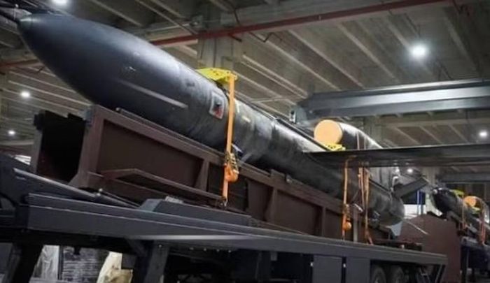 Dự án nhận được nguồn vốn ban đầu từ lĩnh vực công nghệ thông tin của Ukraine cùng các quỹ đầu tư nước ngoài.