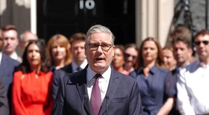 Thủ tướng Anh Keir Starmer ngày 20/7 có bài phát biểu chia tay trước Văn phòng số 10 phố Downing, khép lại hơn hai năm lãnh đạo chính phủ sau khi Công đảng giành chiến thắng trong cuộc tổng tuyển cử năm 2024.