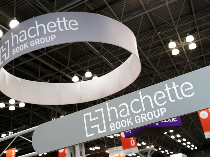 Ông lớn xuất bản Hachette là một trong những bên khởi kiện Google. Ảnh: Al Jazeera.