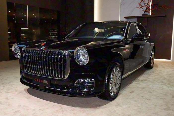  Bên cạnh thị trường nội địa, Hongqi cũng có kế hoạch mở rộng hiện diện tại các thị trường quốc tế như Malaysia và Nga, qua đó nâng cao độ nhận diện thương hiệu cũng như củng cố vị thế trong phân khúc xe sang toàn cầu. 