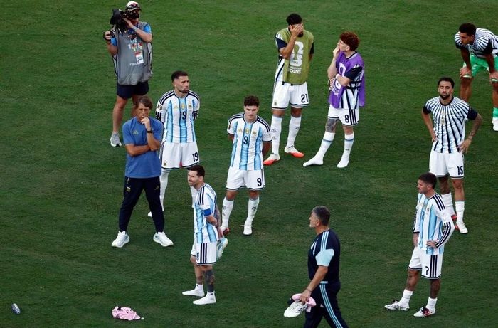 HLV Miguel Santos cho rằng Argentina may mắn khi chỉ thua Tây Ban Nha với tỷ số 0-1.