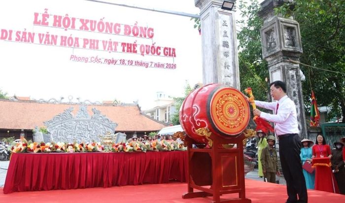 Lễ hội xuống đồng diễn ra trong 2 ngày 18 và 19.7. Ảnh Q.N