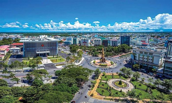 Quyết tâm phát triển Cà Mau trở thành Trung tâm kinh tế biển - năng lượng tái tạo - logistics của cả nước