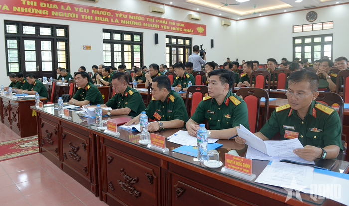 Các đại biểu, các học viên dự khai mạc khóa bồi dưỡng nghiệp vụ.