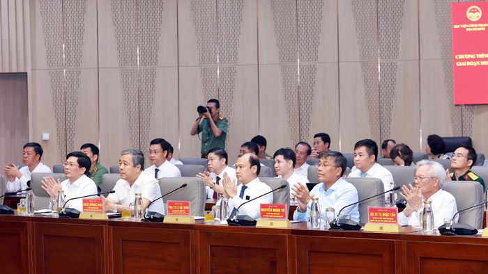 Lãnh đạo Học viện Chính trị quốc gia Hồ Chí Minh tại lễ tổng kết. Ảnh: MINH HẢI