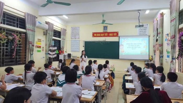 Trường Tiểu học Nguyệt Đức đẩy mạnh chuyển đổi số trong dạy và học.