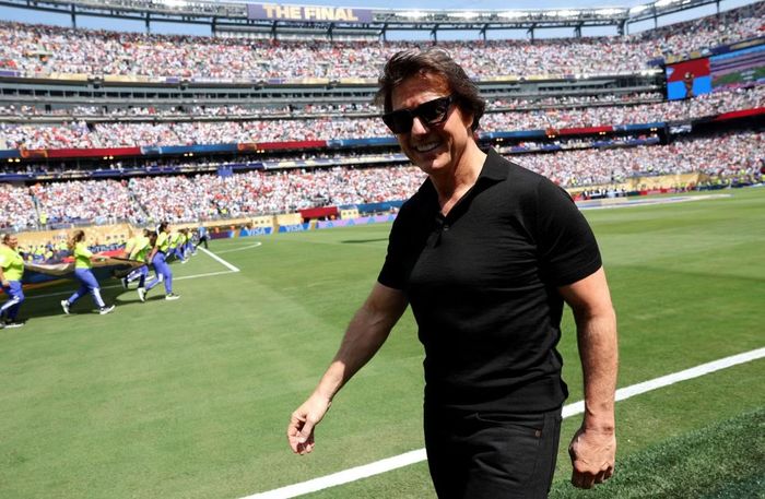 Chung kết World Cup giữa Tây Ban Nha và Argentina diễn ra lúc 2h ngày 20/7 (giờ Việt Nam). Tom Cruise được giao nhiệm vụ phát biểu trước giờ bóng lăn.