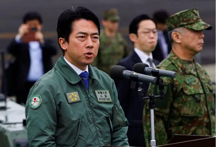 Bộ trưởng Quốc phòng Nhật Bản Shinjiro Koizumi. (Ảnh: Reuters)